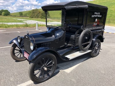 Lot 128 - 1922 Chevrolet  Light 490 Police Truck