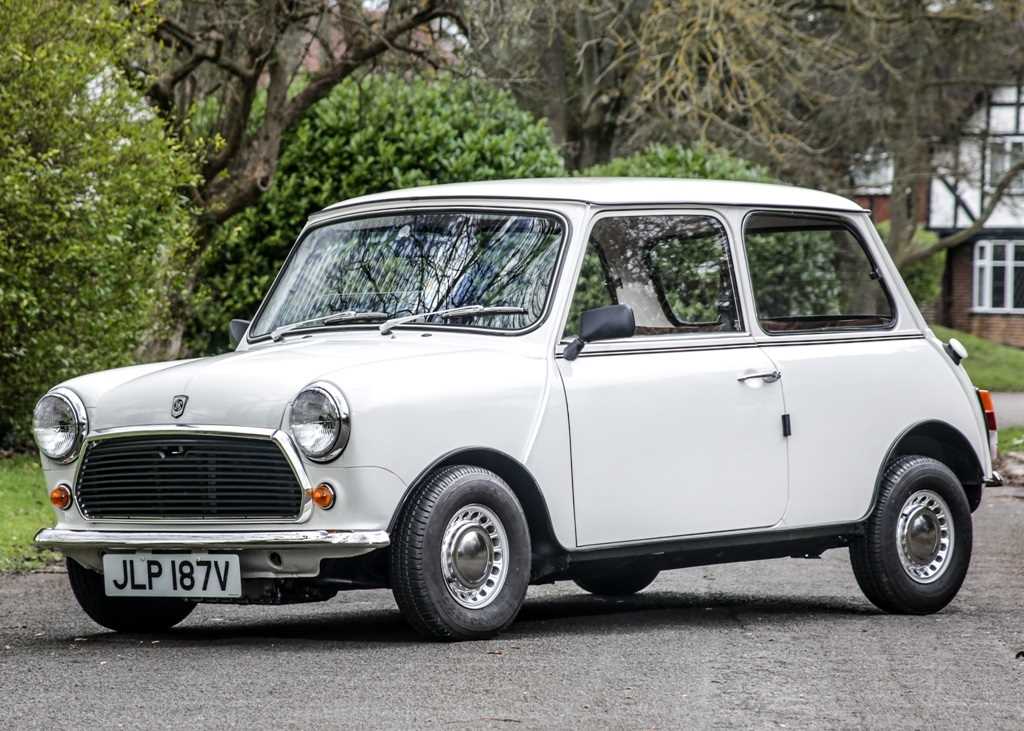 Click for high resolution Lot 124 - 1979 Austin Mini 1000