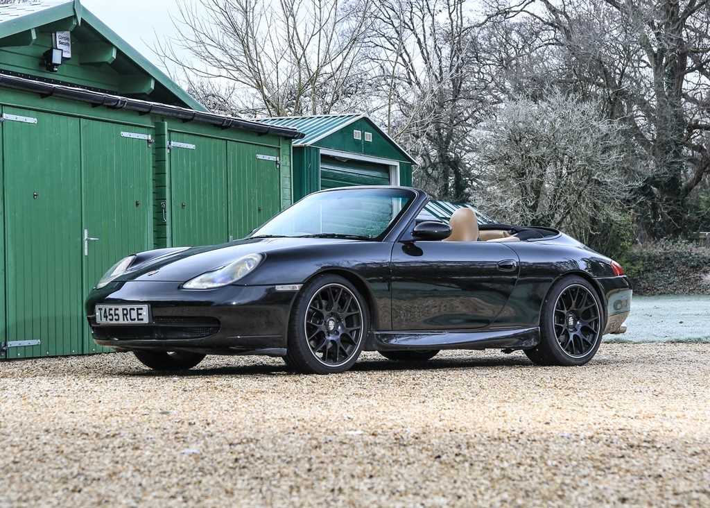 Click for high resolution Lot 137 - 1999 Porsche  911/996 Carrera Convertible Tiptronic S