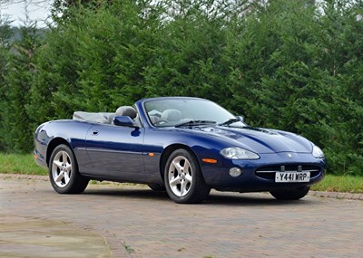 Lot 259 - 2001 Jaguar XK8 Convertible