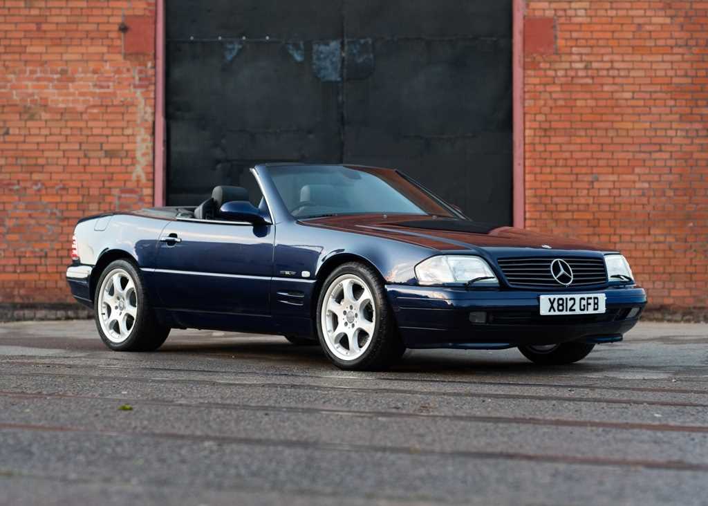 Lot 248 - 2000 Mercedes-Benz  320 SL Roadster Designo Edition