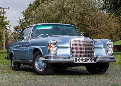 Lot 275 - 1968 Mercedes-Benz 280 SE