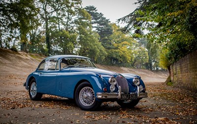 Lot 305 - 1958 Jaguar XK150 Fixedhead Coupé