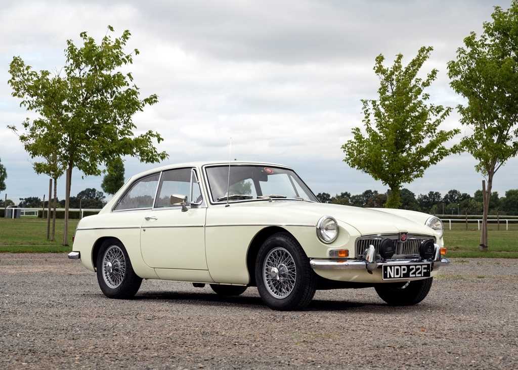 Click for high resolution Lot 107 - 1968 MGB GT