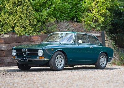 Lot 239 - 1972 Alfa Romeo 1300 GT Junior (2.0 litre)