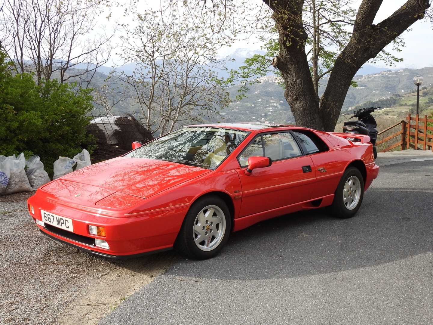 Click for high resolution Lot 163 - 1989 Lotus Esprit Turbo