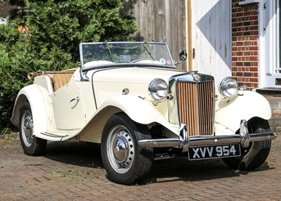 Lot 242 - 1952 MG TD