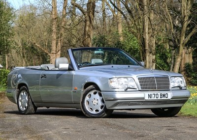 Lot 254 - 1988 Mercedes-Benz E320 Cabriolet