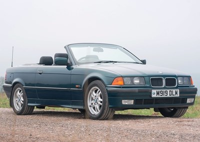 Lot 267 - 1995 BMW 328i Convertible