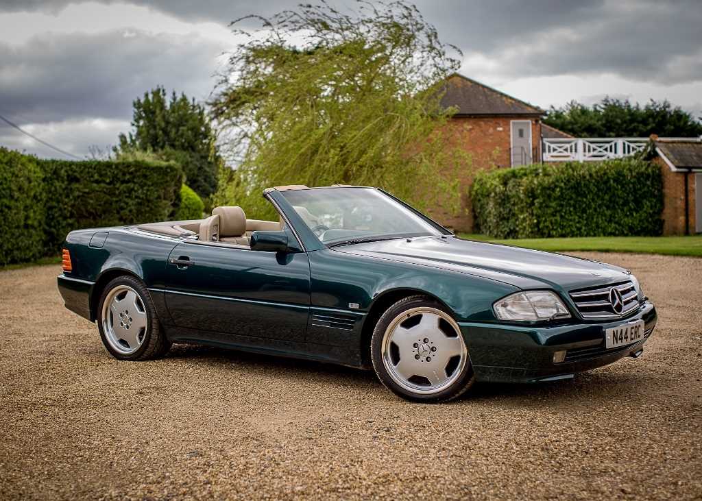 Click for high resolution Lot 129 - 1995 Mercedes-Benz SL320 Roadster