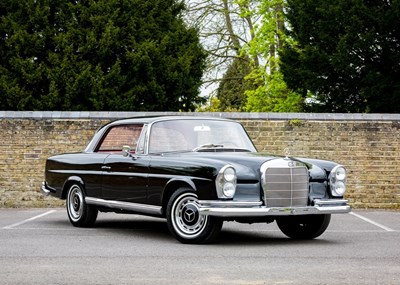 Lot 218 - 1965 Mercedes-Benz  220 SE Coupé