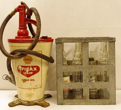 Lot 30 - A Shell Spirax gear oil dispenser