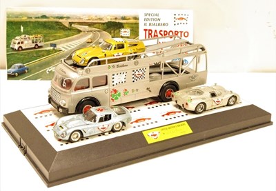 Lot 101 - A limited run 1/43 scale model presentation by La Mini Miniera of Italy of the Alfa Romeo race car