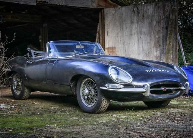 Click for high resolution Lot 285 - 1970 Marcos GT 3 Litre