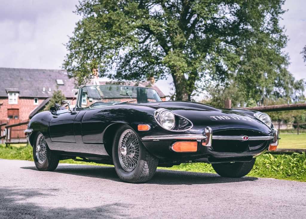 Click for high resolution Lot 187 - 1971 Jaguar E-Type Series II Roadster