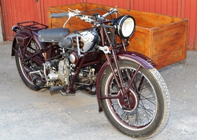 Lot 103 - 1935 Moto Guzzi 500S + Sidebox