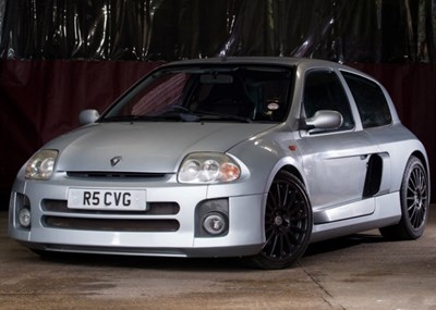 Lot 215 - 2001 Renault Clio Sport V6