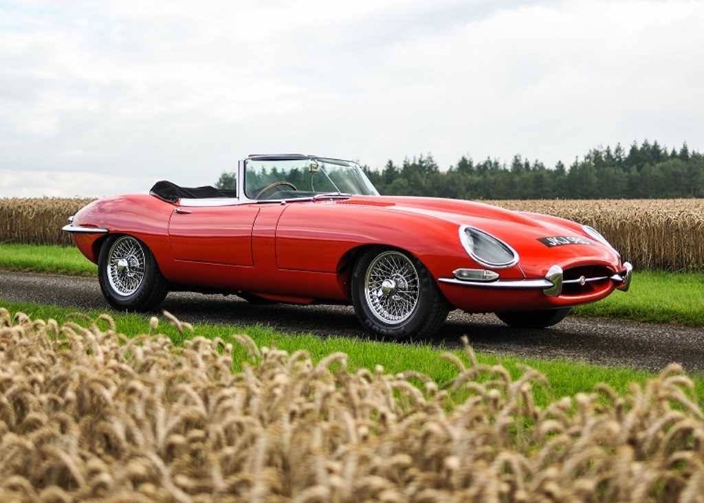 Lot 171 - 1966 Jaguar E-Type Series I Roadster (4.2 litre)