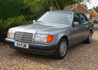 Lot 259 - 1991 Mercedes-Benz  230 E