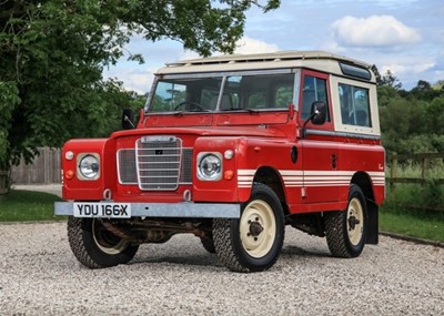 Lot 131 - 1982 Land Rover Series III 88 Country (short wheelbase)