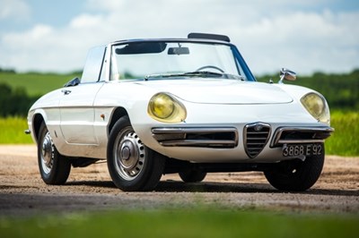 Lot 155 - 1966 Alfa Romeo Duetto round tail Spider (1600)