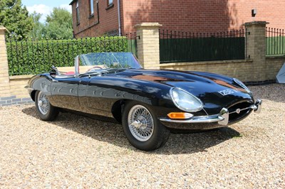 Lot 209 - 1962 Jaguar  E-Type Series I Roadster (3.8 litre)