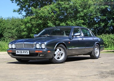 Lot 222 - 1994 Jaguar XJ6 Saloon (3.2 litre)