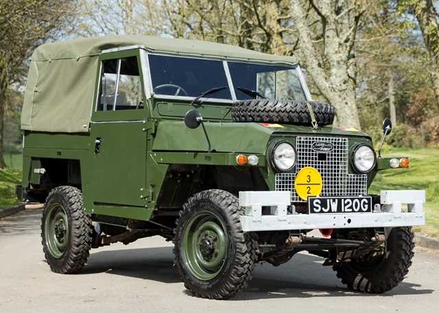 Click for high resolution Lot 115 - 1975 Land Rover Series 2A Lightweight