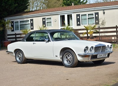 Lot 255 - 1976 Daimler Sovereign Coupe