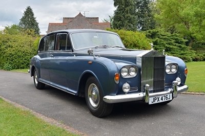 Lot 228 - 1970 Rolls-Royce Phantom VI Limousine by Mulliner Park Ward