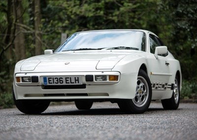 Lot 218 - 1987 Porsche 944