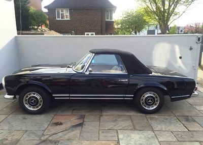 Lot 257 - 1968  Mercedes-Benz  280 SL Roadster