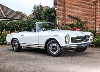 Lot 180 - 1964 Mercedes-Benz 230 SL Pagoda