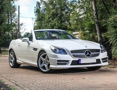 Lot 121 - 2013 Mercedes-Benz SLK 230 AMG Sport