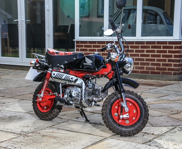 Lot 102 - 2007 Honda Monkey bike '40th Anniversary