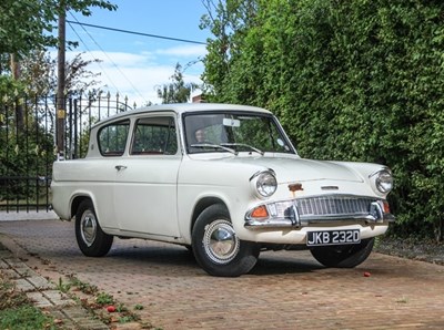 Lot 126 - 1966 Ford Anglia