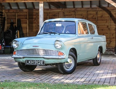 Lot 239 - 1967 Ford Anglia DeLuxe