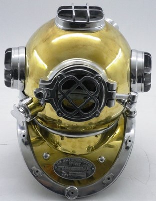 Lot 80 - A reproduction U.S. Navy deep sea diver’s helmet.