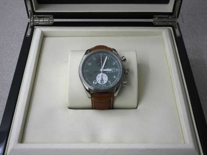 Click for high resolution Lot 89 - A Stirling Moss Aston Martin DBR1 limited edition chronograph wrist-watch