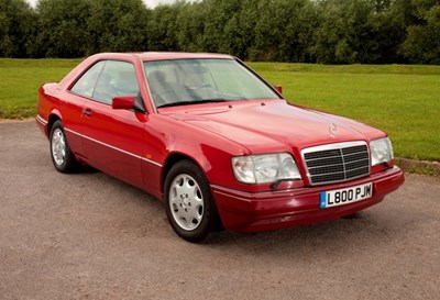 Lot 352 - 1994 Mercedes-Benz E320 Coupé