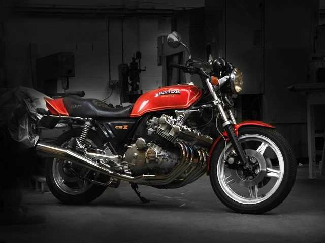 Click for high resolution Lot 211 - 1980 Honda CBX 1000