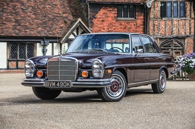 Lot 305 - 1972 Mercedes-Benz 280 SE Saloon