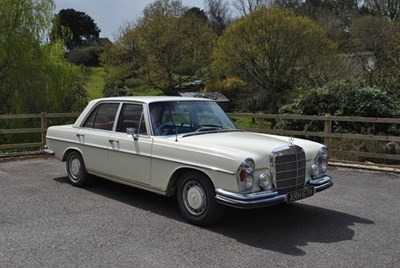 Lot 211 - 1970 Mercedes-Benz 280 SE Saloon