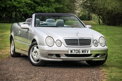 Lot 236 - 2000 Mercedes-Benz CLK 320 Elegance